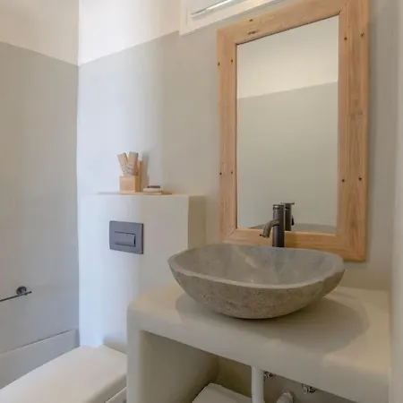 Lyra Sunset Apartment